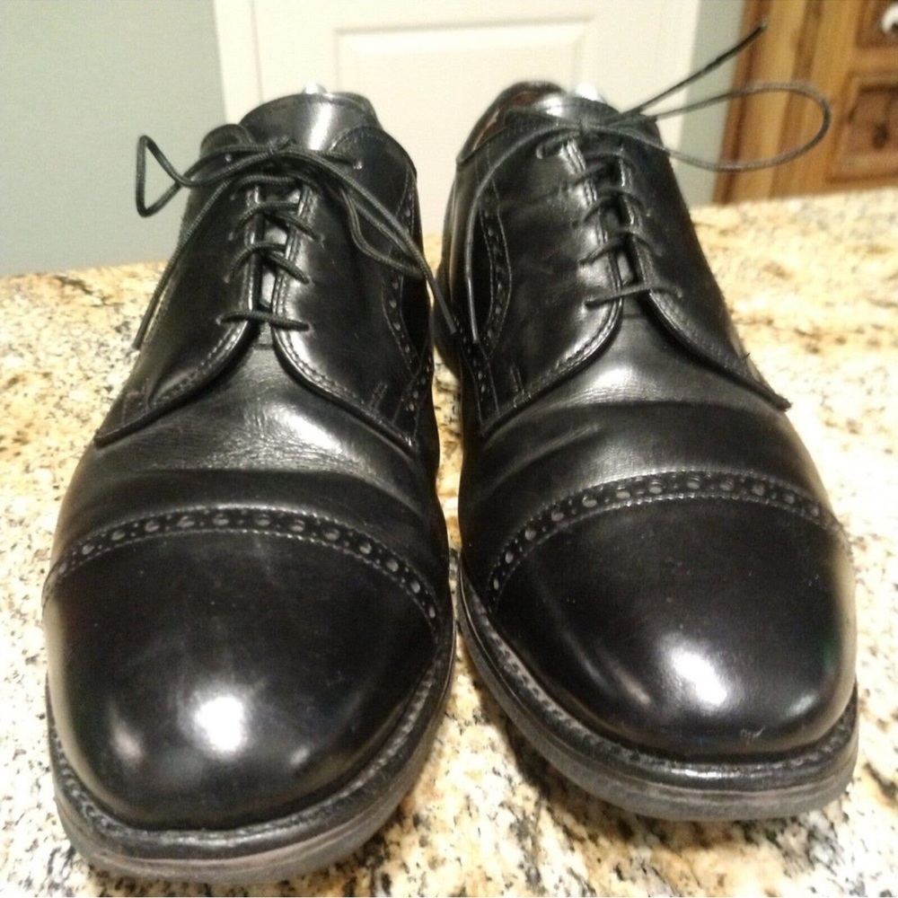 Allen Edmonds Benton Black Leather Lace Up Cap Toe Dress Shoes Mens Size 11.5D
